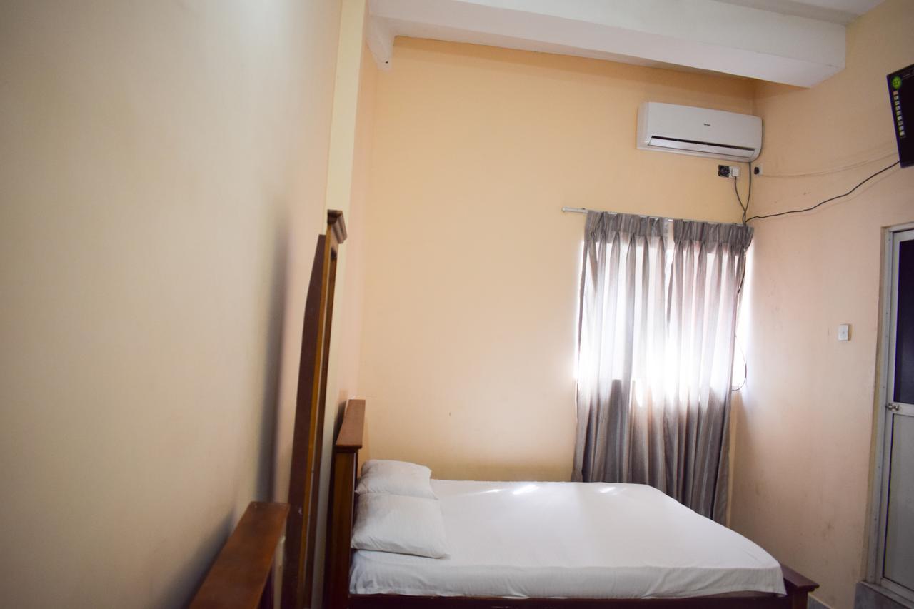 Yoho Adhikarana Mawatha Hotel Colombo Kültér fotó