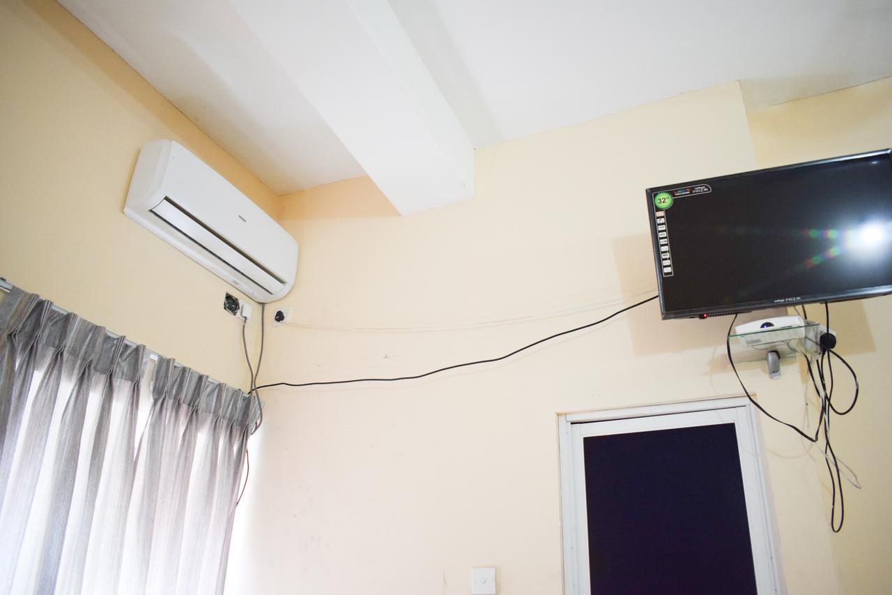 Yoho Adhikarana Mawatha Hotel Colombo Kültér fotó