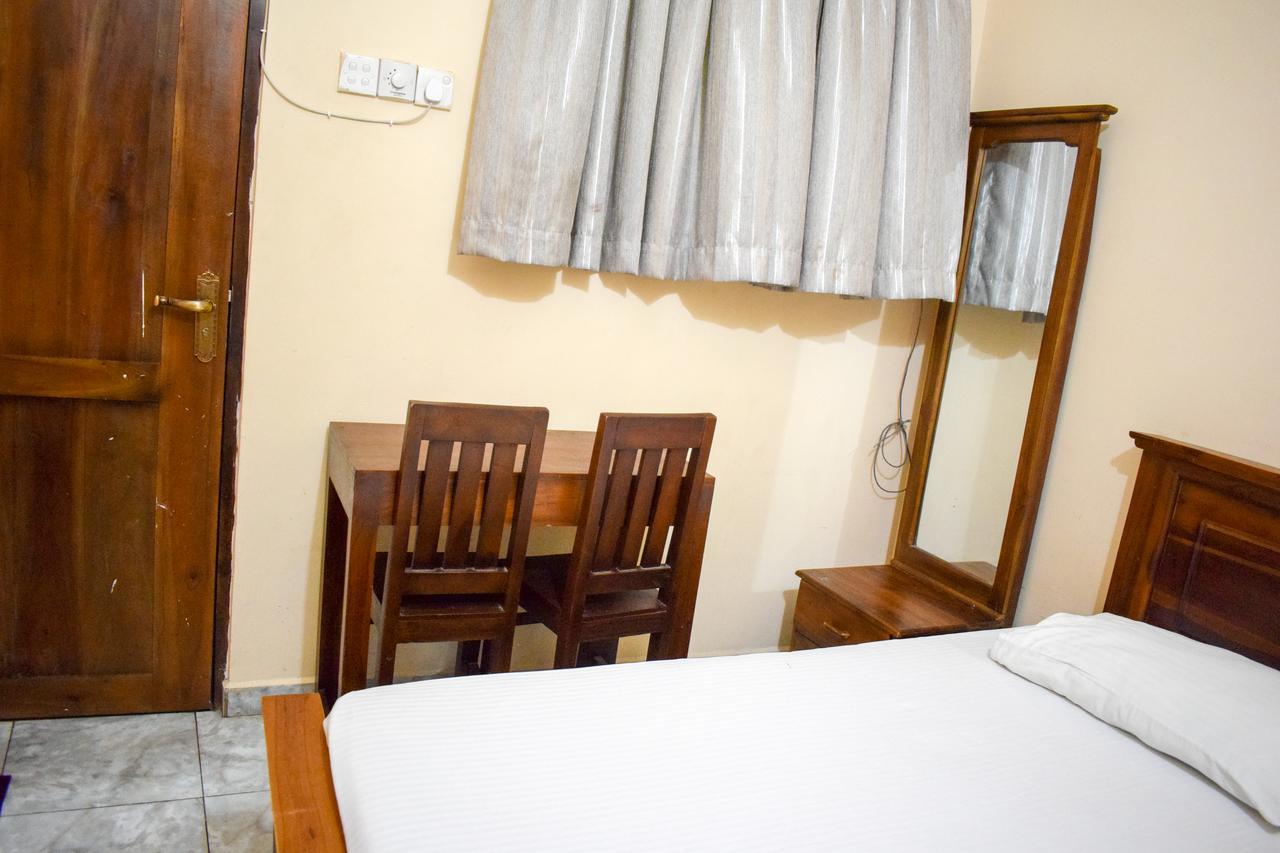Yoho Adhikarana Mawatha Hotel Colombo Kültér fotó